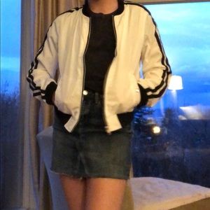 🌹Adorable rainproof black and white jacket